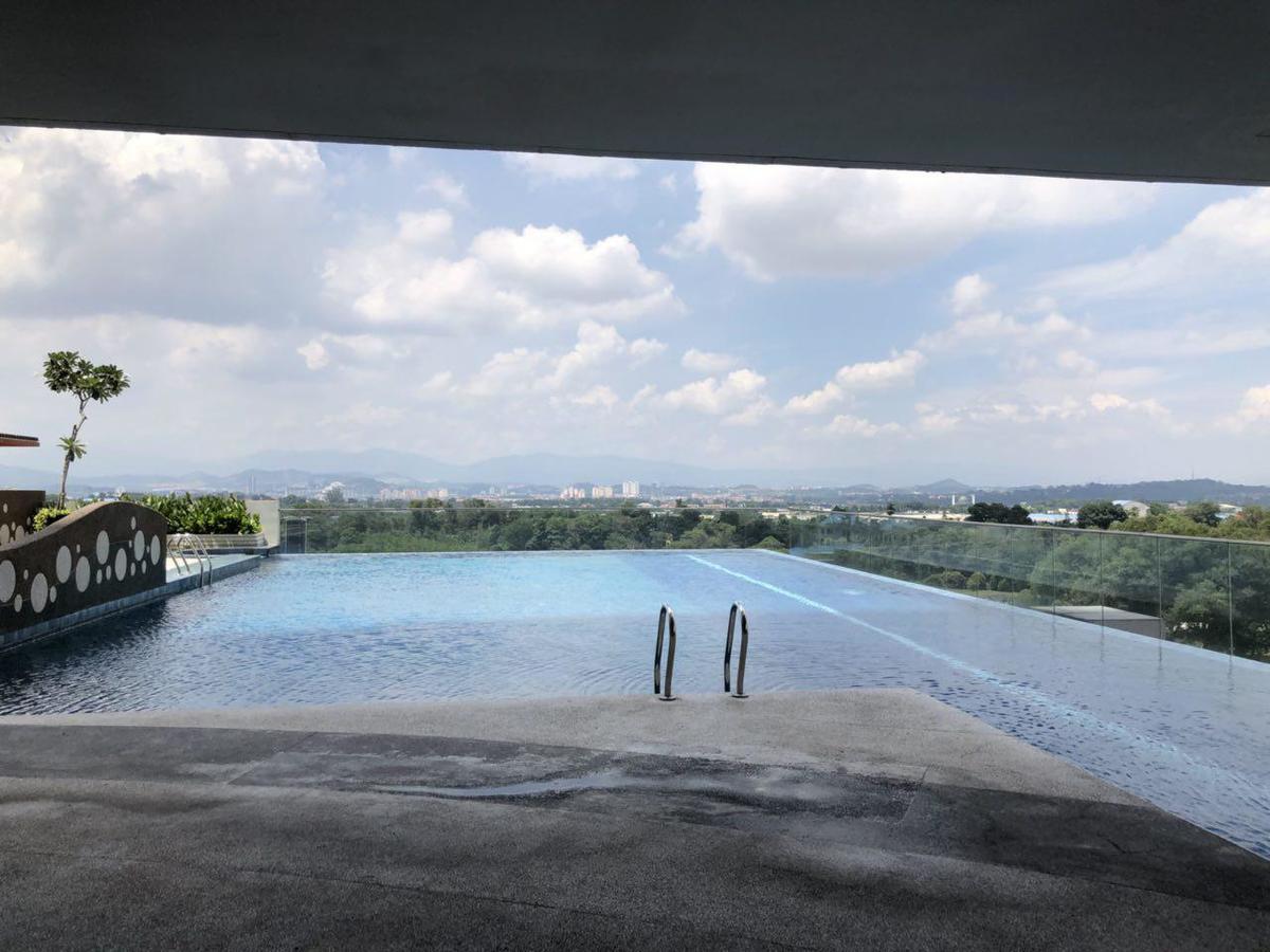 Yenni Duplex @ Decentrum, Kajang เซร์ดัง ภายนอก รูปภาพ