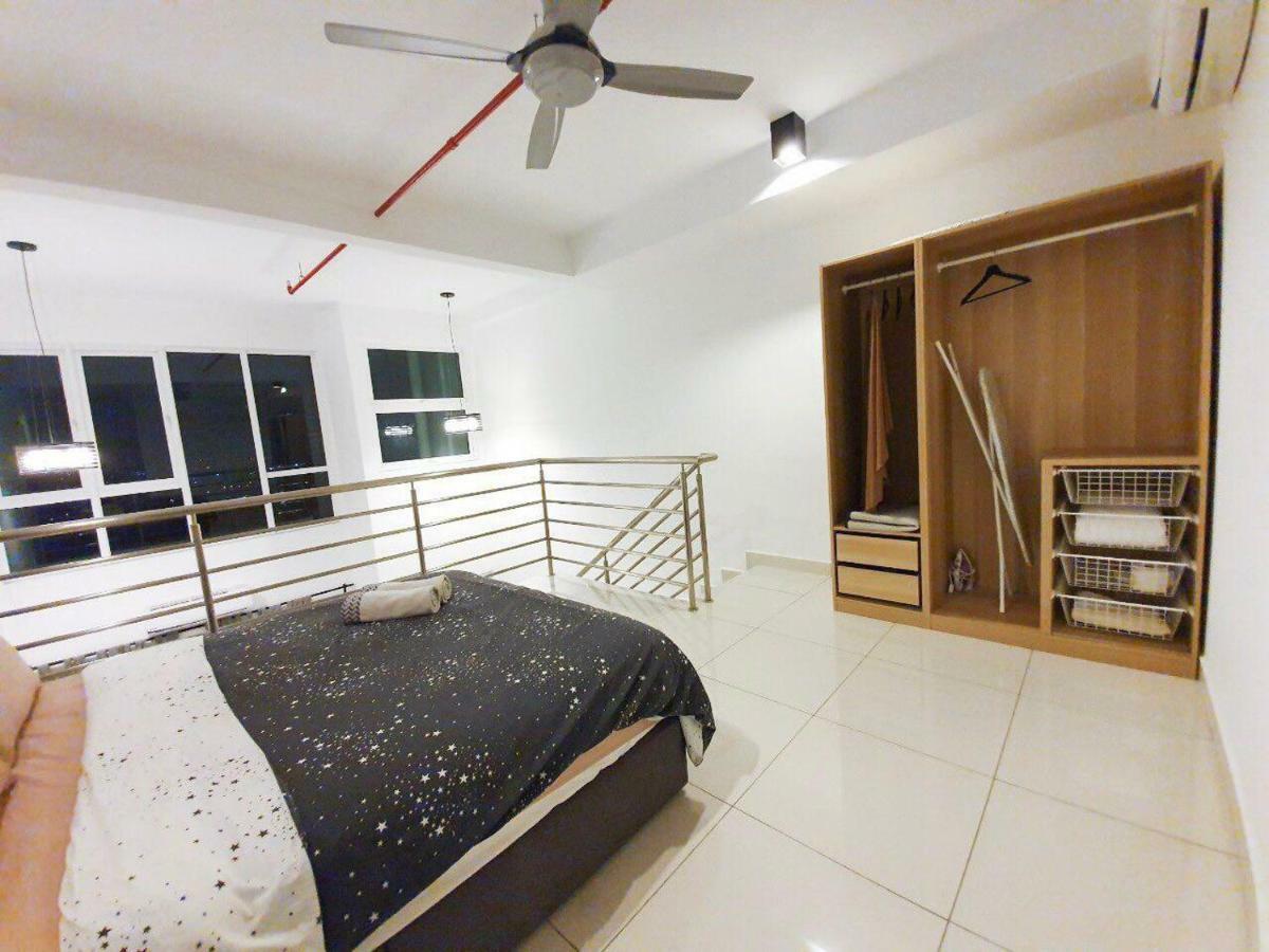 Yenni Duplex @ Decentrum, Kajang เซร์ดัง ภายนอก รูปภาพ