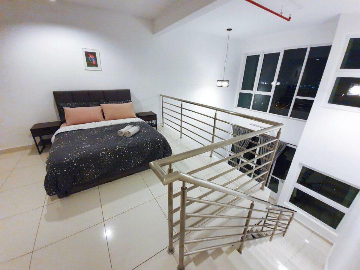 Yenni Duplex @ Decentrum, Kajang เซร์ดัง ภายนอก รูปภาพ